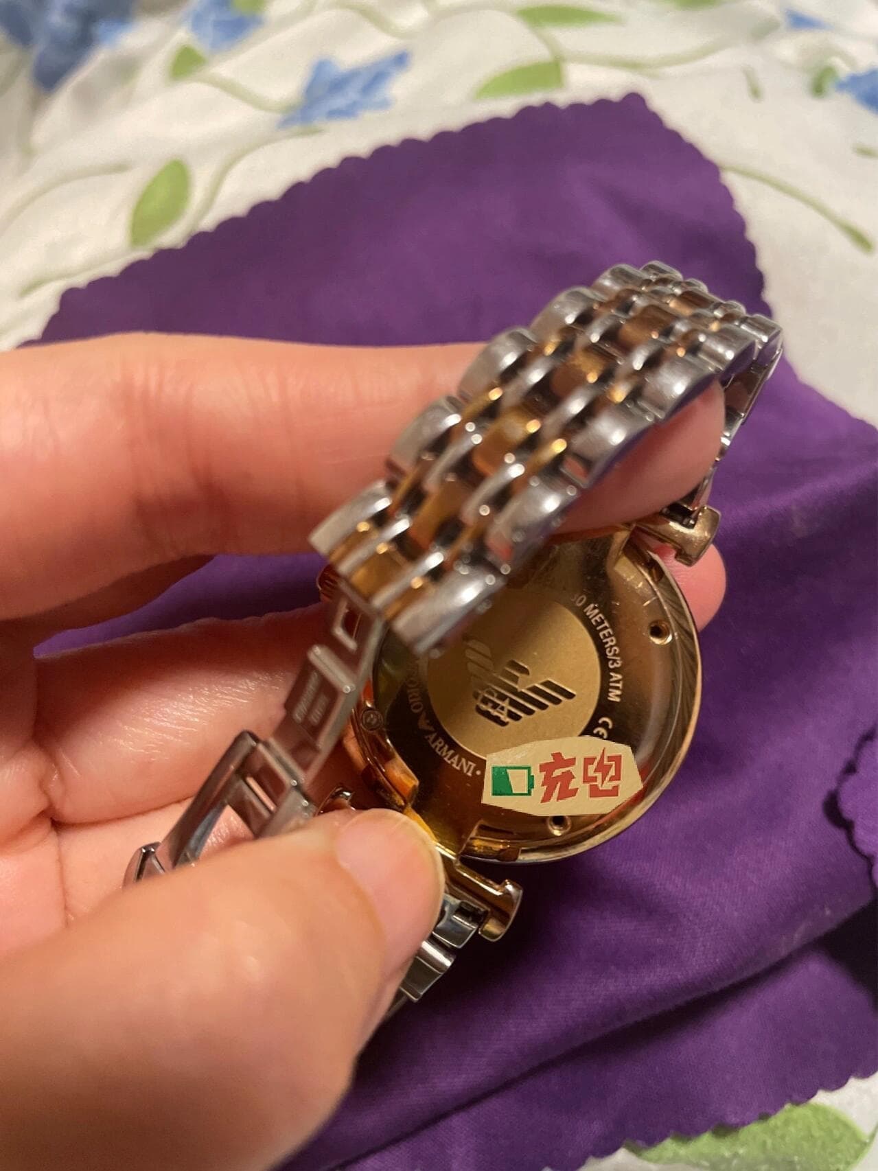 什么样的人戴阿玛尼（图）